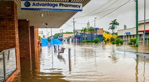Flood-affected pharmacies praised 